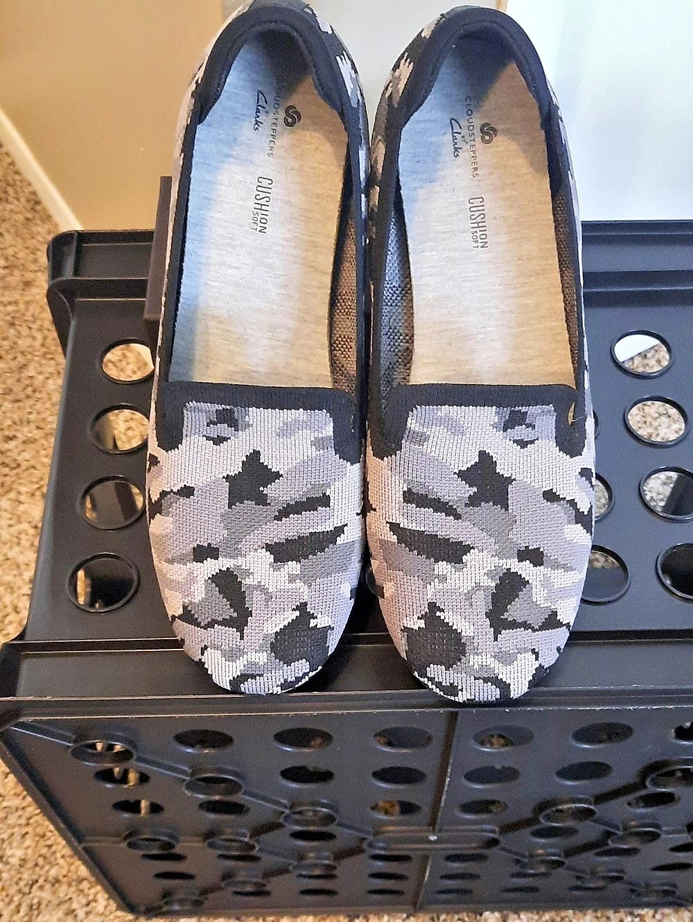 Clarks Carly Cloudsteppers Black & Gray Camo Loafer Slip-Ons